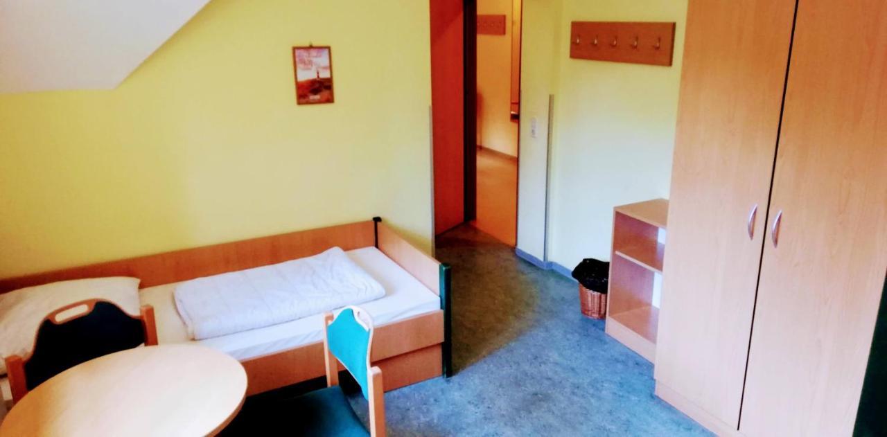 Christliche Jugendbildungs- Und Begegnungsstatte Schloss Mansfeld Hostel Εξωτερικό φωτογραφία