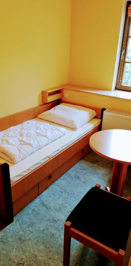 Christliche Jugendbildungs- Und Begegnungsstatte Schloss Mansfeld Hostel Εξωτερικό φωτογραφία
